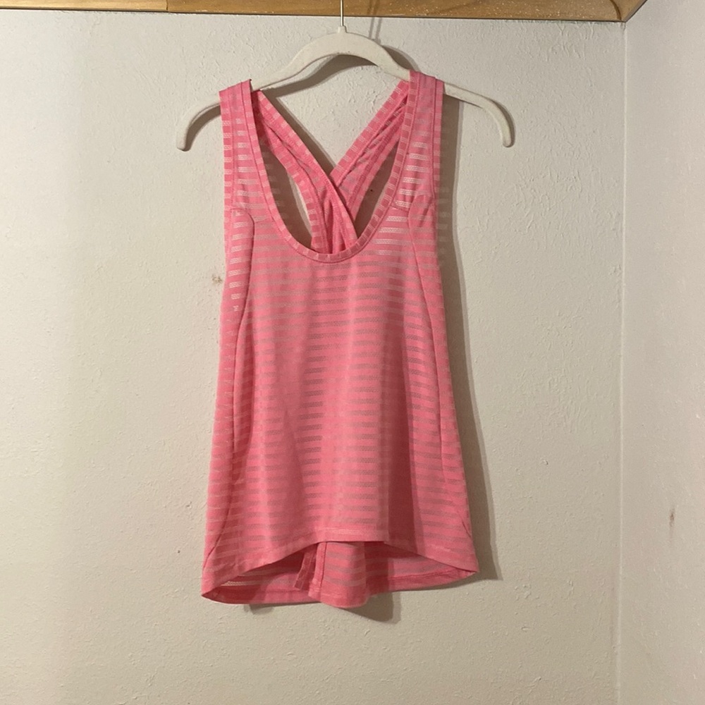 Zyia Pink Nimbus Split Back Tank Size Medium